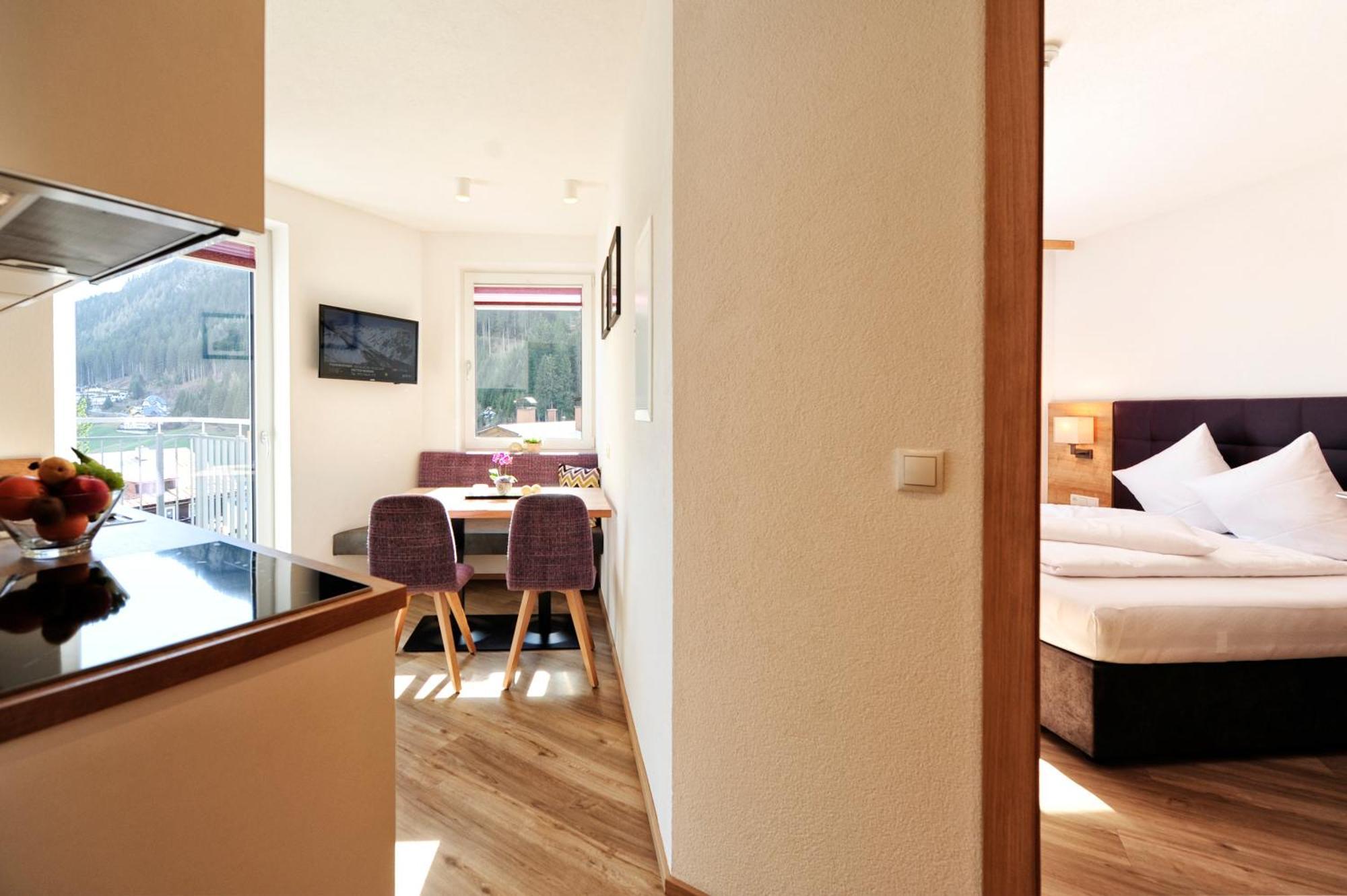אישגל Amaris Apartments חדר תמונה
