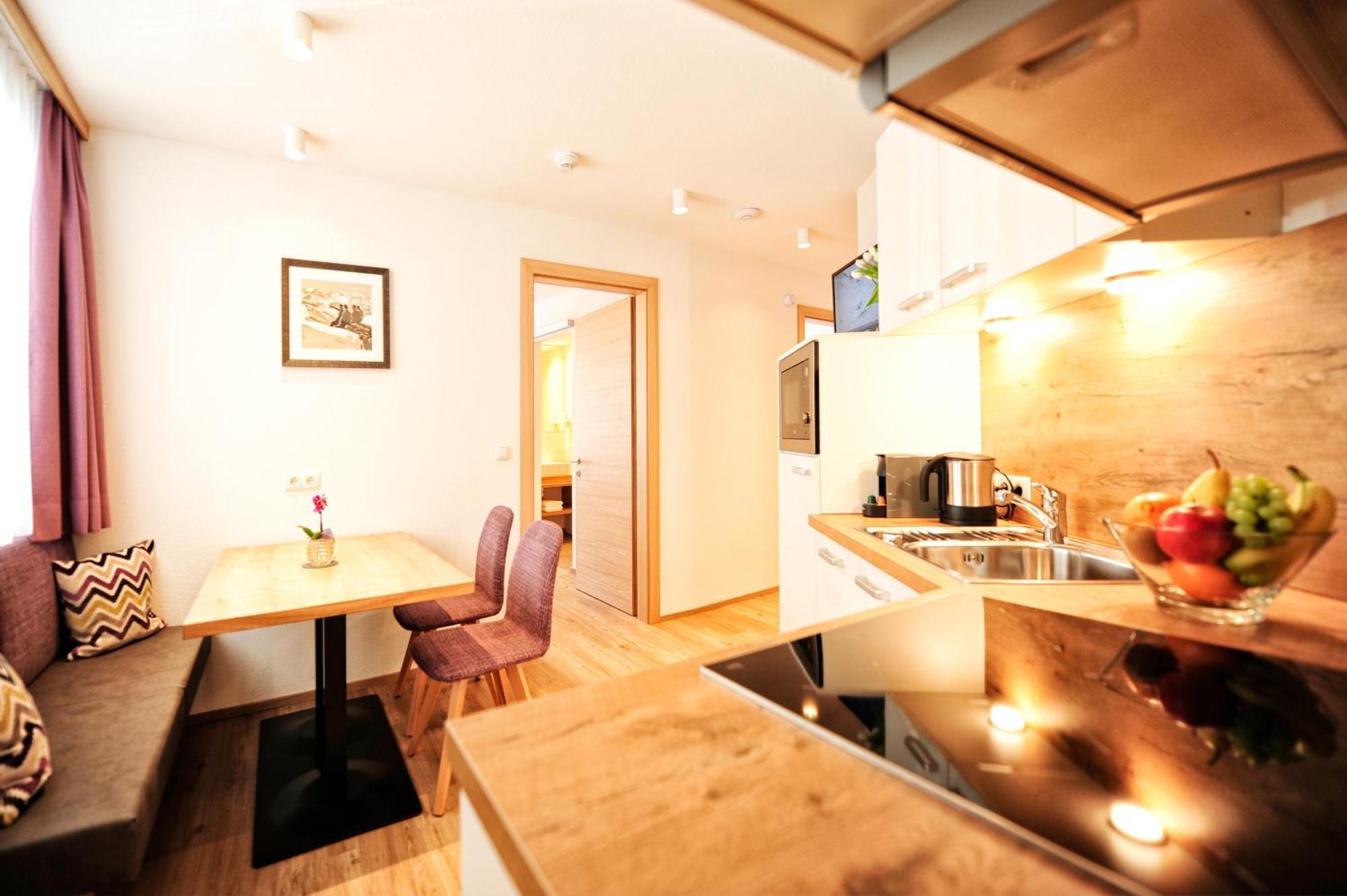 אישגל Amaris Apartments חדר תמונה