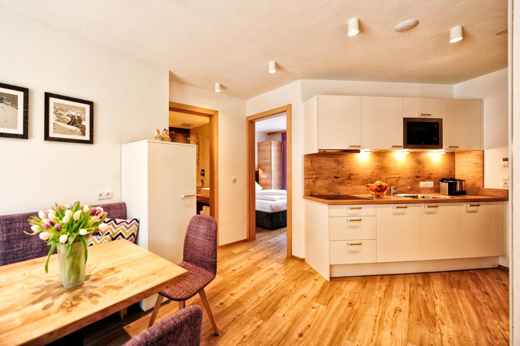 אישגל Amaris Apartments חדר תמונה